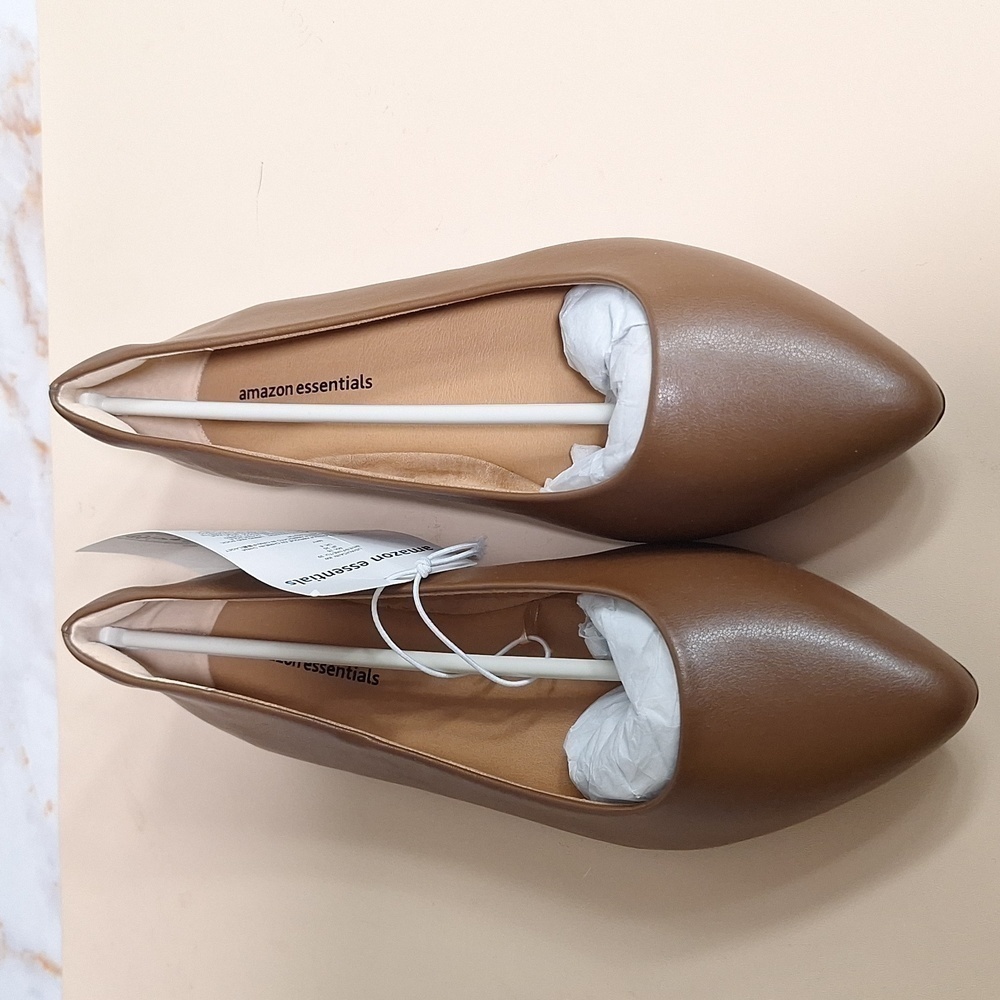 Amazon Essentials Point Toe Flats Slip On Shoes Brown - Picture 2 of 9
